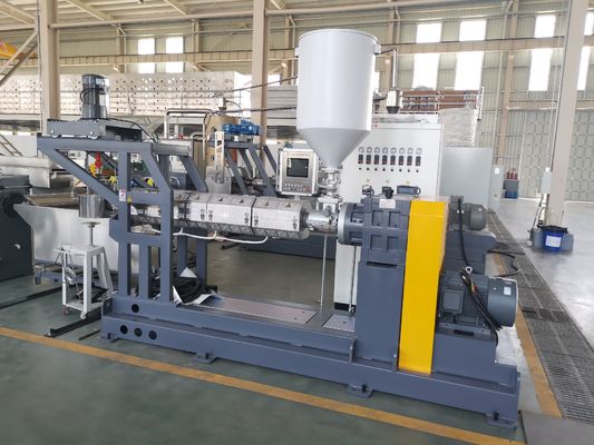 Kualitas 100kg / H Mesin Extruder Monofilamen Memutar Sikat Gigi Membuat 0.1-0.15mm pabrik